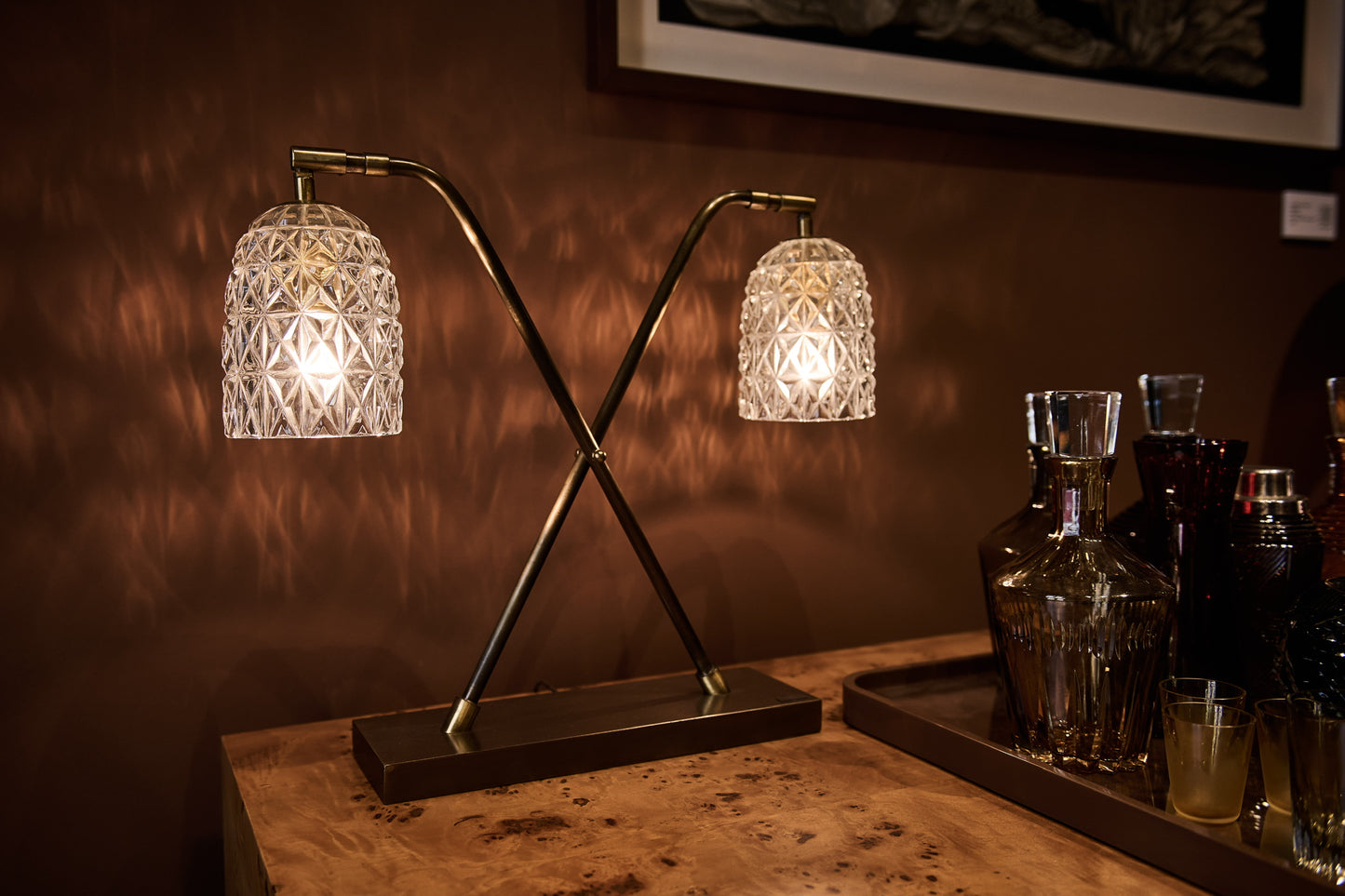 İnside Out Çift Kollu Aydınlatma